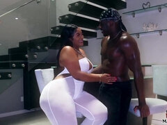 Sucer une bite, Noir ébène, Fait maison