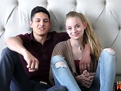 18 jaar, Vriendje, Eerste keer, Vriendin, Hardcore, Hd, Tatoeage, Tiener