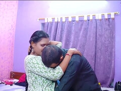 Gros cul, Gros seins, Tir de sperme, En levrette, Film complet, Hard, Indienne, Pute