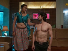 Shameless Indian MILF mind-blowing sex video