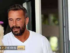 Grote lul, Bedriegen, Klietelaar, Sperma in mond, Hondjeshouding, Klein, Kut duiken, Tieten likken