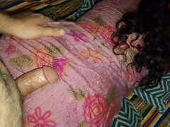 Asiatique, Sucer une bite, Éjaculation interne, Tir de sperme, Indienne, Nue, Mamelons bombés, Chatte