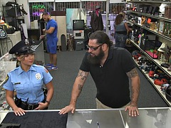 Enthousiasteling, Lieveling, Grote mammen, Pijpbeurt, Kantoor, Politie, Gezichtspunt, Uniformpje