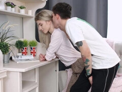 ブロンド, イく瞬間, バック, ハードコア, Hd, キス, ロシア人, オッパイの