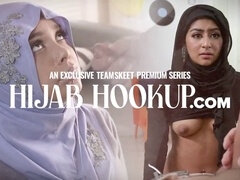 За кулисами, Большой член, Минет, Короткая стрижка, Тощие, Молоденькие, Сиськи, Униформа