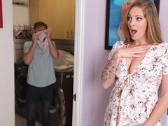 Gros cul, Grosse bite, Gros seins, Sucer une bite, En levrette, Cuisine, Mère que j'aimerais baiser