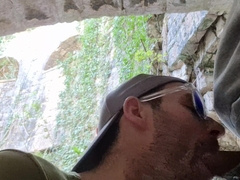 A French tourist gets deepthroated off by a Croatian in a destroyed fort