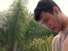 Straight Lean Latin men fuck bareback outdoors