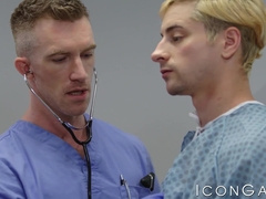 Nick Fitt sucks Taylor Reign off and hammers his ass bare