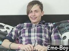 Gay boy both emo Sexy new model, Taylor Fierce masturbates his 7 inch