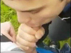 Youngster Deepthroating Weenie In The Park And Getting The Spunk