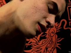 A Bareback Cum Splashing Load