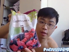 nice shirtlifter chinese youngster nude for all to watch exhibitionist