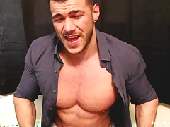 Muscle soldier behind enemy lines big juicy nipples and pecs