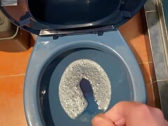 Pee and cum in the WC