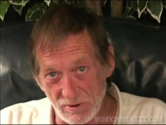 Mature Inexperienced Ron Jacks Off