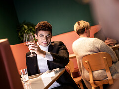 Dudes end up fucking in public and it is wild