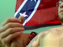 Amateur with glasses masturbates and sucked by mature gay