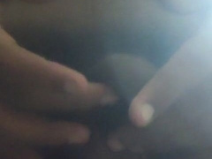 Batty boy dude press his chisel