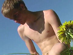 Slovak amateur Peter Nagy and Robo Novak from Hammerboys TV