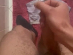 young college girl masturbates off his mouth-watering meatpipe dressed in nothing but socks