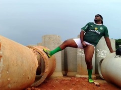 After the football match, The Hunter Black enjoys some solo outdoor action