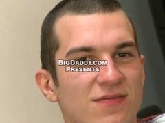 Watch this hot guy rail like a pro in this steamy scene