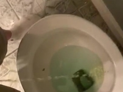 Urinating in Slow Motility