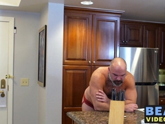 Hung black bear puts his fat dick up a white chubby cub