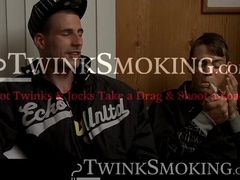 Straight buddies Cain and Boomer Jacoby chainsmoking and tries cock sucking for the f