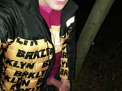 Twink big cumshot and moaning outdoor