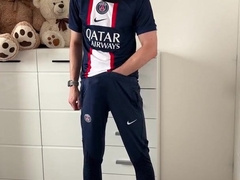 Lad dude jism in sportswear