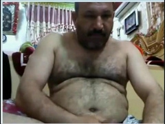 Punheta do maduro arabe