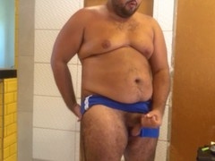 Thick gay guy enjoying a smoke before blowing his load
