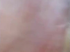 Senior lutscht einen jungen Latino 8