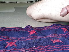 Huge hands-free cumshot