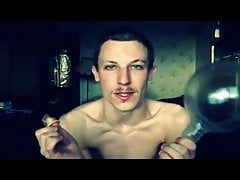 TWINK IS ALWAYS HUNGRY FOR RAW COCK