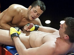 Uniformed guys screwing (Logan Scott, Valentin Petrov)