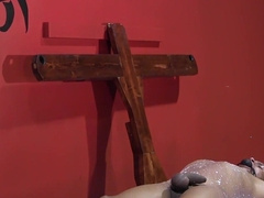 Black master plays with his submissive boyfriend in dirty fetishes