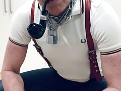 Skinhead pipe smoking