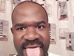 LONG TONGUE ACTION