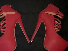 Cum on Red Platforms