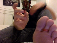 Gummy Rings on my Toes... Eaten