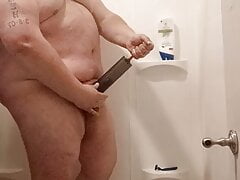 Mofo2121 takes a very kinky shower