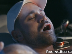 Bearded Inked Markus Kage cums inside chubby Beaus ass