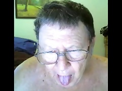 grandpa play on webcam