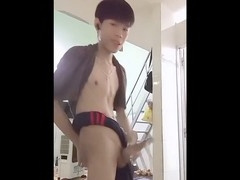 Solo, twunks, handjob