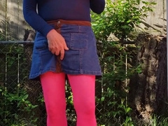 Cd outdoors, perceiving myself, fap and jism in my nylon stocking and micro-skirt.