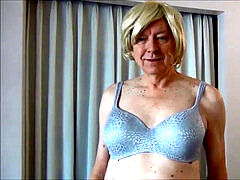 wild Gigi displaying new Boxing Day brassieres