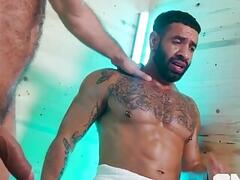 A Hardcore Flip-FUCK in The Sauna is a Real Turn ON